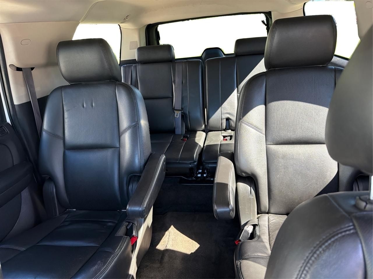 Chevrolet Suburban LTZ 1500 4WD 2013