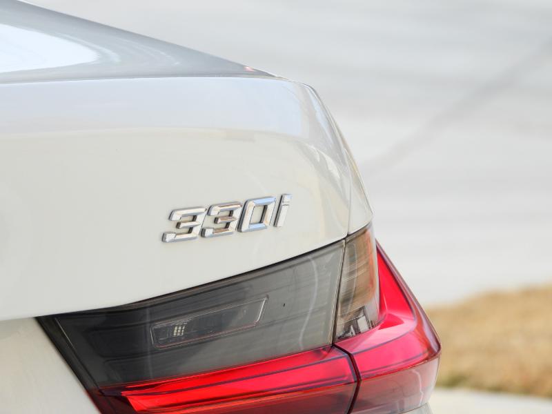 BMW 3-Series 330i 2021