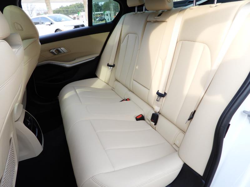 BMW 3-Series 330i 2021