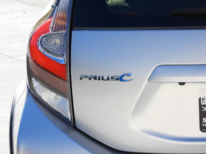 Toyota Prius c One 2018 Toyota Prius c One 2018
