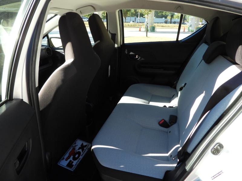 Toyota Prius c One 2018 Toyota Prius c One 2018