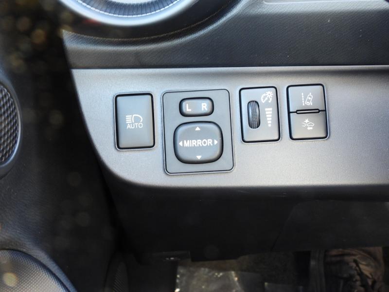 Toyota Prius c One 2018 Toyota Prius c One 2018