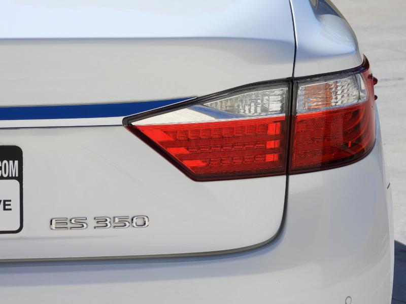 Lexus ES 350 Ultra Luxury 2015 Lexus ES 350 Ultra Luxury 2015