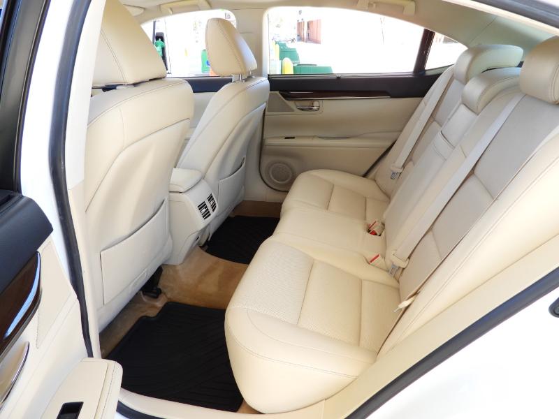 Lexus ES 350 Ultra Luxury 2015 Lexus ES 350 Ultra Luxury 2015
