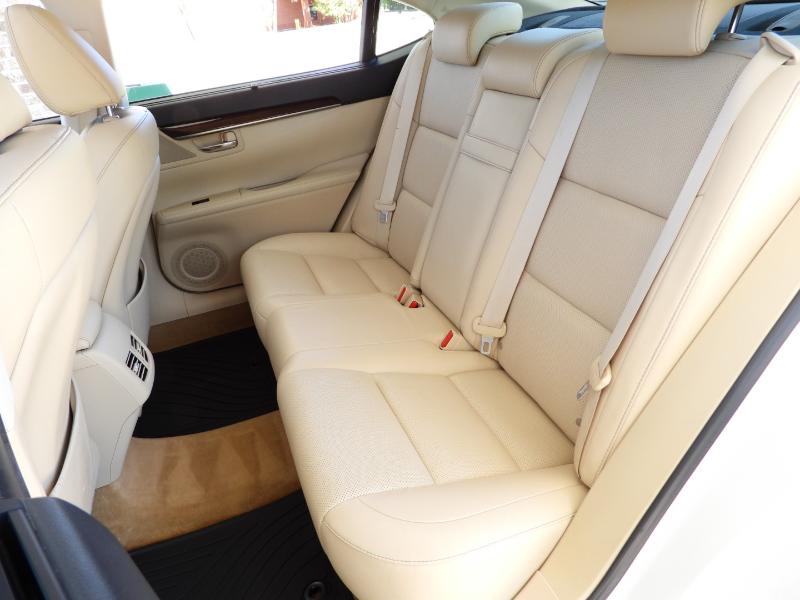 Lexus ES 350 Ultra Luxury 2015 Lexus ES 350 Ultra Luxury 2015