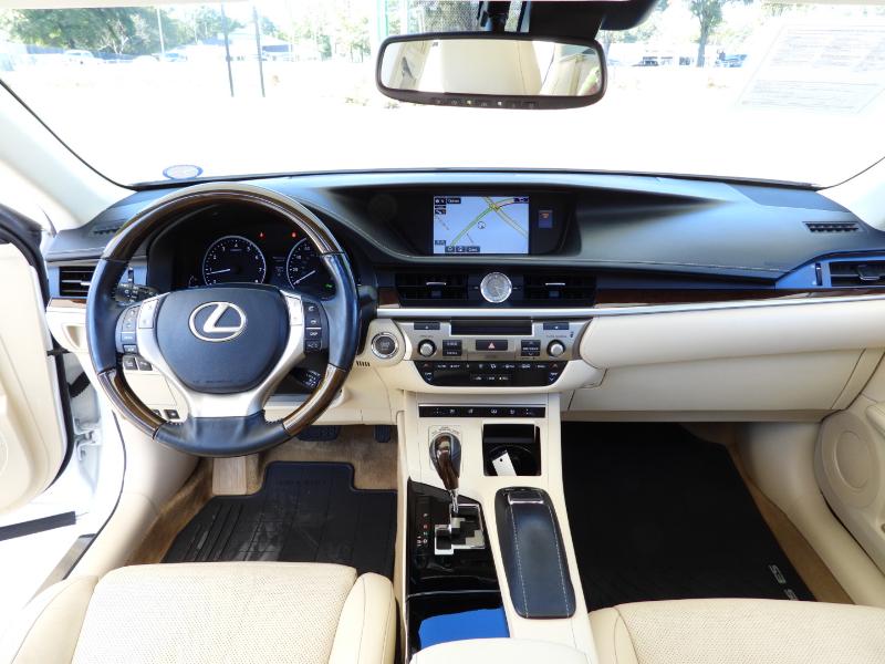 Lexus ES 350 Ultra Luxury 2015 Lexus ES 350 Ultra Luxury 2015