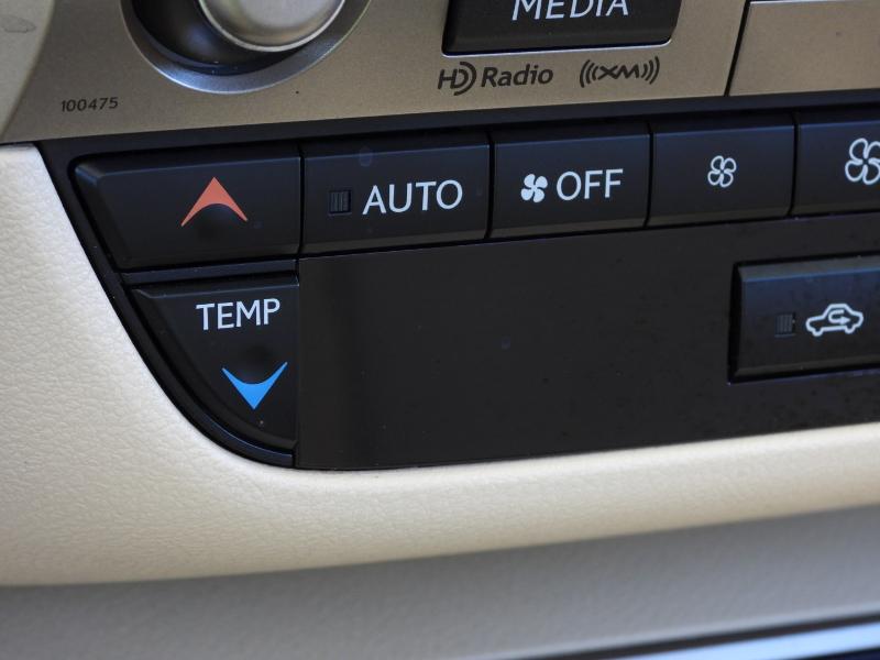 Lexus ES 350 Ultra Luxury 2015 Lexus ES 350 Ultra Luxury 2015