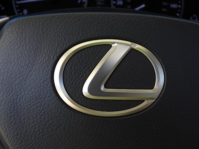 Lexus ES 350 Ultra Luxury 2015 Lexus ES 350 Ultra Luxury 2015