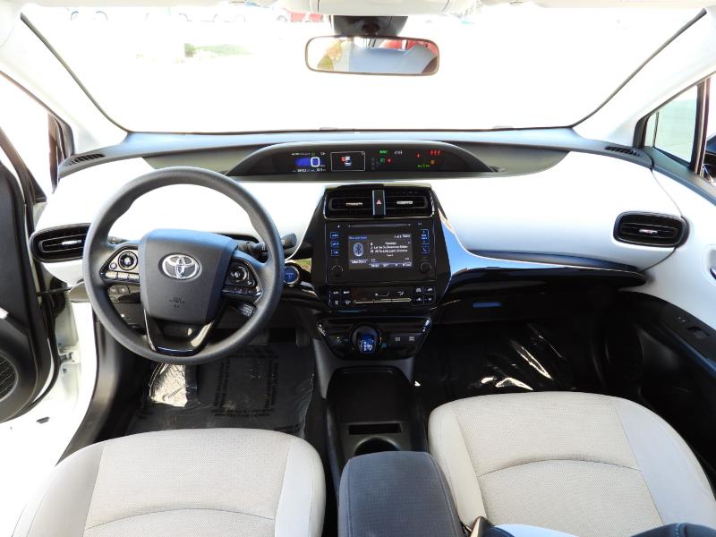 Toyota Prius L Eco 2019 Toyota Prius L Eco 2019