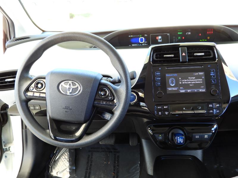 Toyota Prius L Eco 2019 Toyota Prius L Eco 2019