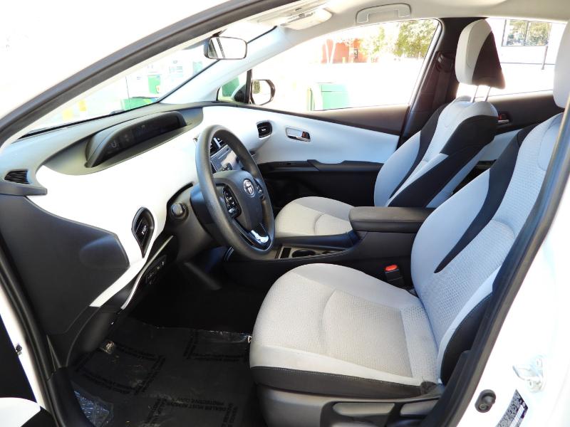 Toyota Prius L Eco 2019 Toyota Prius L Eco 2019
