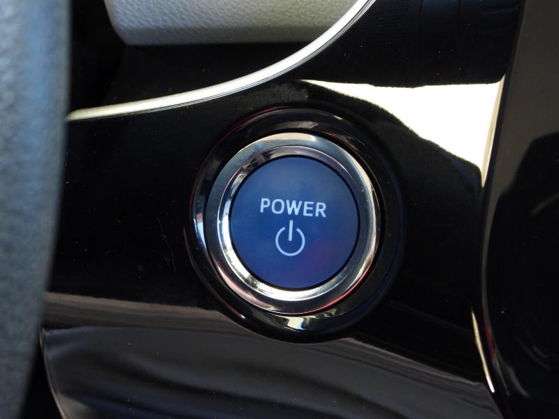 Toyota Prius L Eco 2019 Toyota Prius L Eco 2019