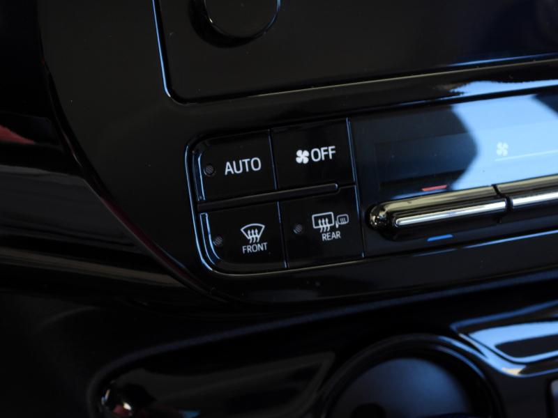 Toyota Prius L Eco 2019 Toyota Prius L Eco 2019