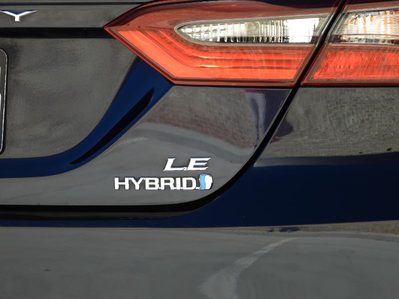 Toyota Camry Hybrid LE 2021 Toyota Camry Hybrid LE 2021