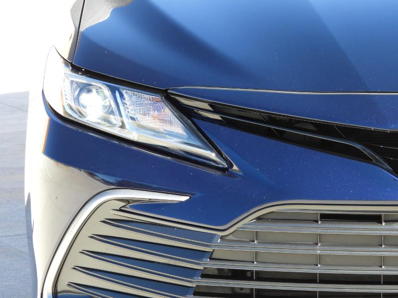 Toyota Camry Hybrid LE 2021 Toyota Camry Hybrid LE 2021