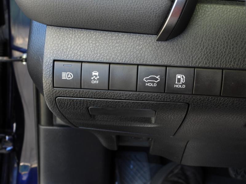 Toyota Camry Hybrid LE 2021 Toyota Camry Hybrid LE 2021