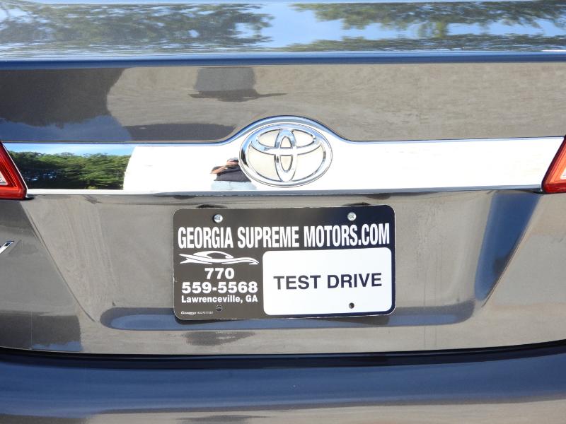 Toyota Camry XLE 4D Sedan 2012 Toyota Camry XLE 4D Sedan 2012