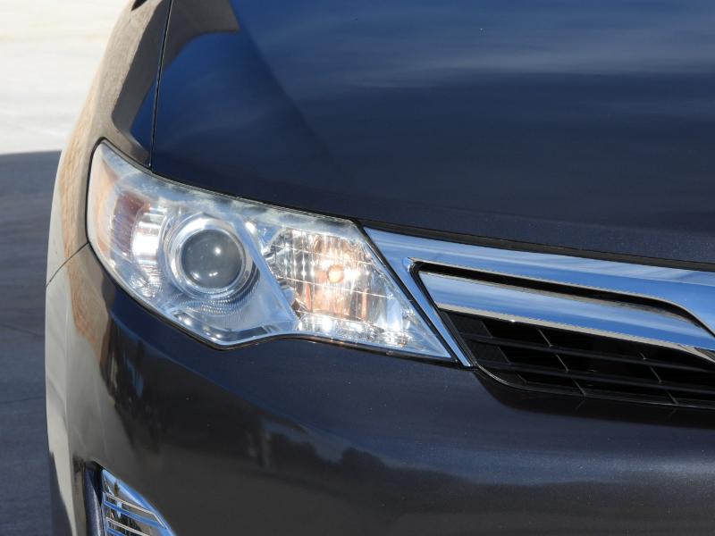 Toyota Camry XLE 4D Sedan 2012 Toyota Camry XLE 4D Sedan 2012