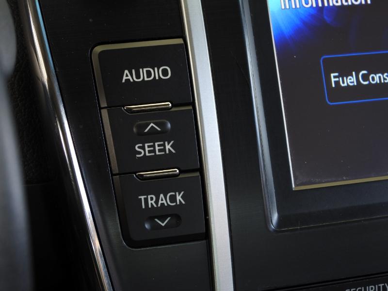 Toyota Camry XLE 4D Sedan 2012 Toyota Camry XLE 4D Sedan 2012