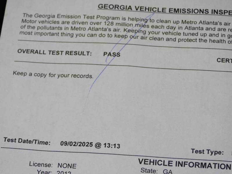 Toyota Camry XLE 4D Sedan 2012 Toyota Camry XLE 4D Sedan 2012