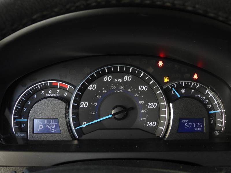 Toyota Camry XLE 4D Sedan 2012 Toyota Camry XLE 4D Sedan 2012