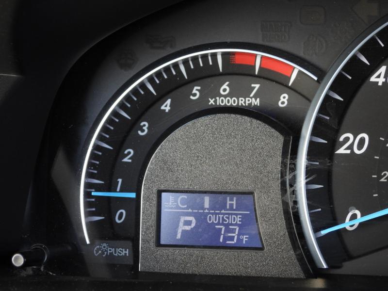 Toyota Camry XLE 4D Sedan 2012 Toyota Camry XLE 4D Sedan 2012