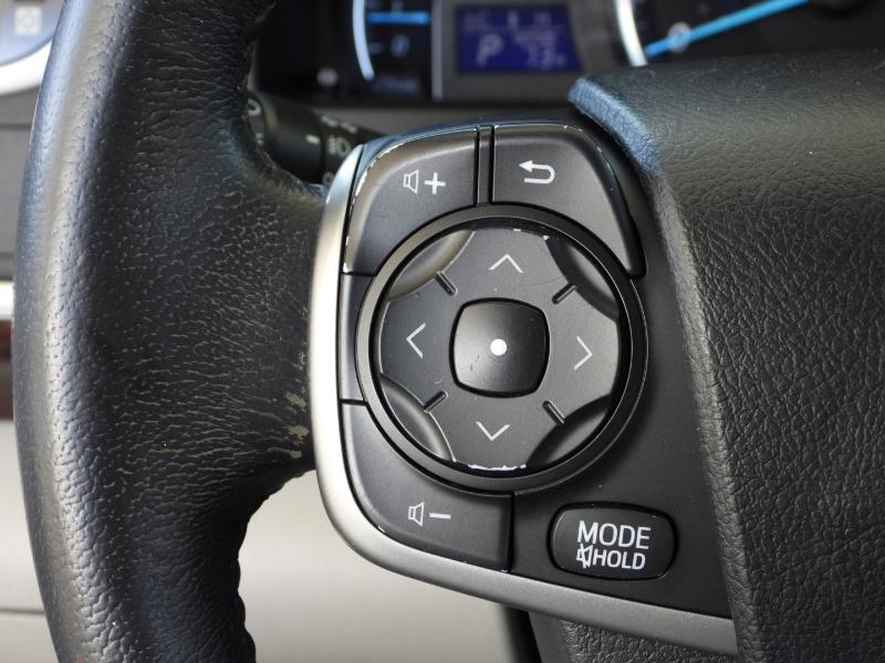 Toyota Camry XLE 4D Sedan 2012 Toyota Camry XLE 4D Sedan 2012