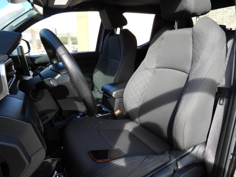 Toyota Tacoma SR Double Cab 4WD 2024