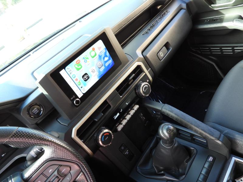 Toyota Tacoma SR Double Cab 4WD 2024