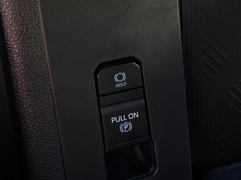 Toyota Tacoma SR Double Cab 4WD 2024