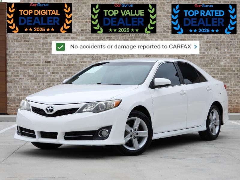 Toyota Camry SE 2012
