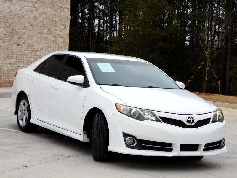 Toyota Camry SE 2012