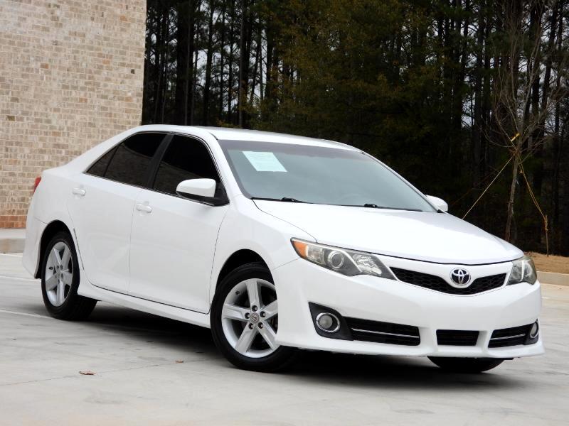 Toyota Camry SE 2012