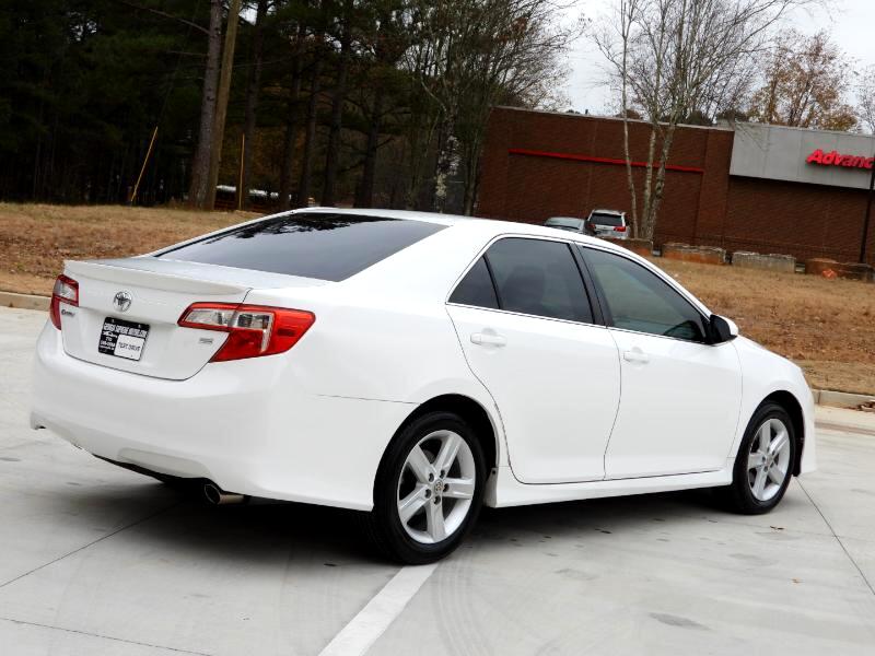 Toyota Camry SE 2012