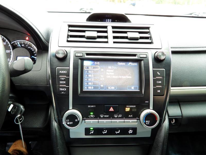 Toyota Camry SE 2012