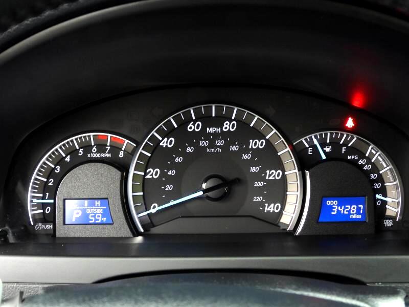 Toyota Camry SE 2012