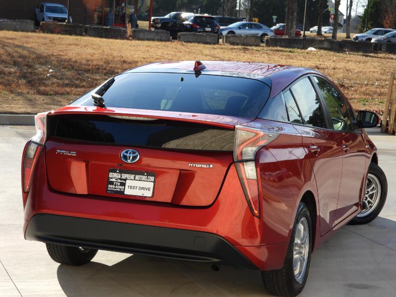 Toyota Prius Two 2017