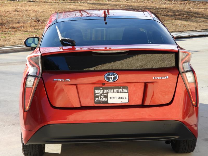Toyota Prius Two 2017