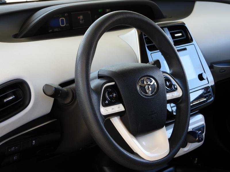 Toyota Prius Two 2017