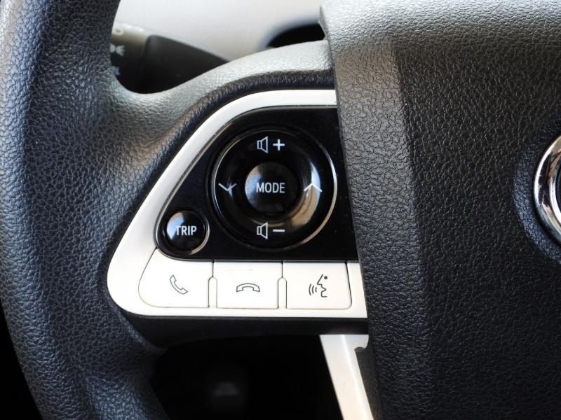 Toyota Prius Two 2017