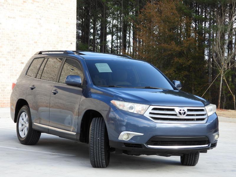 Toyota Highlander SE FWD V6 2012