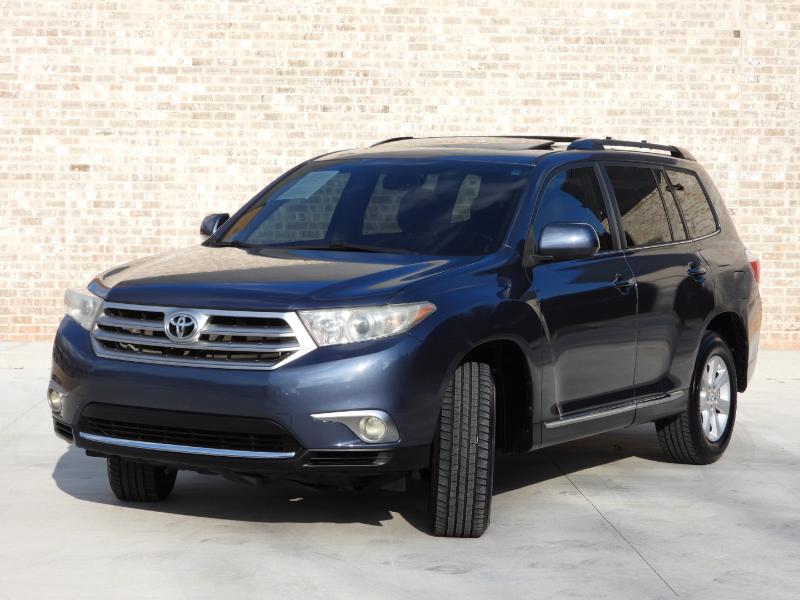Toyota Highlander SE FWD V6 2012
