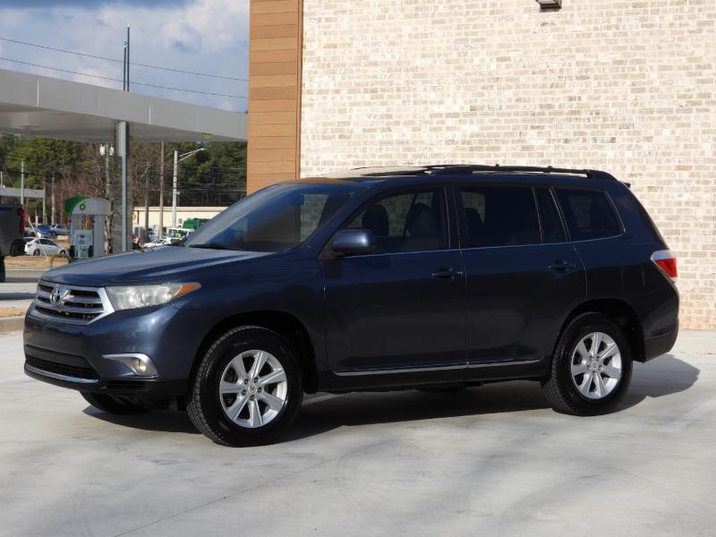 Toyota Highlander SE FWD V6 2012