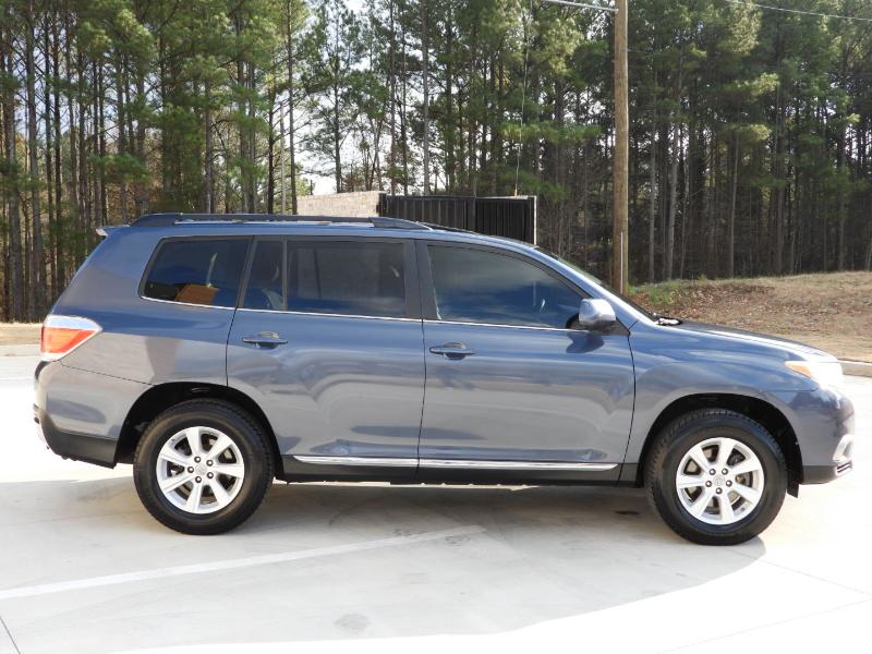 Toyota Highlander SE FWD V6 2012