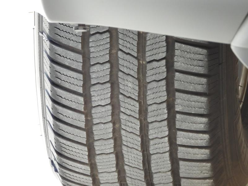 Toyota Highlander SE FWD V6 2012