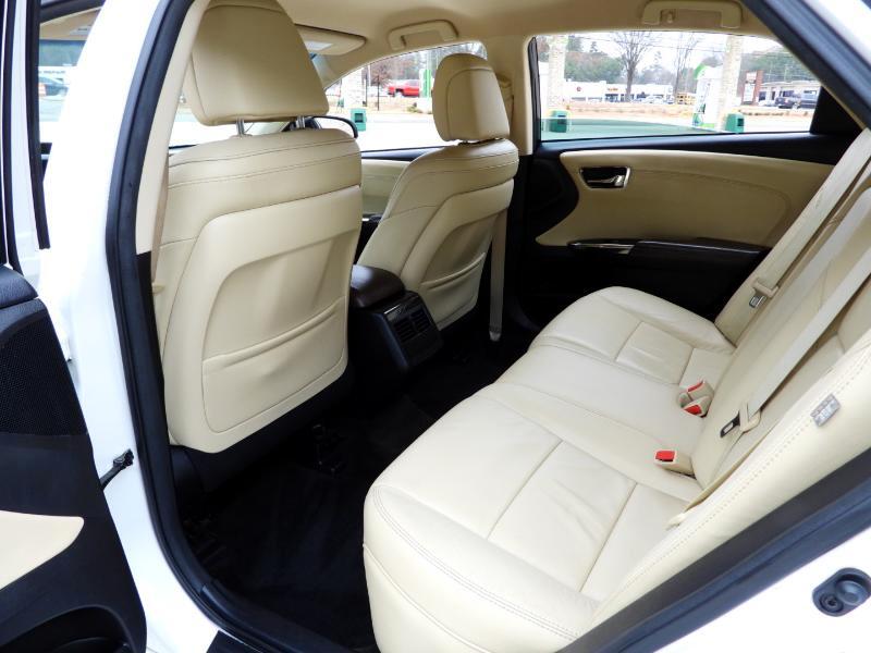 Toyota Avalon XLE 2013