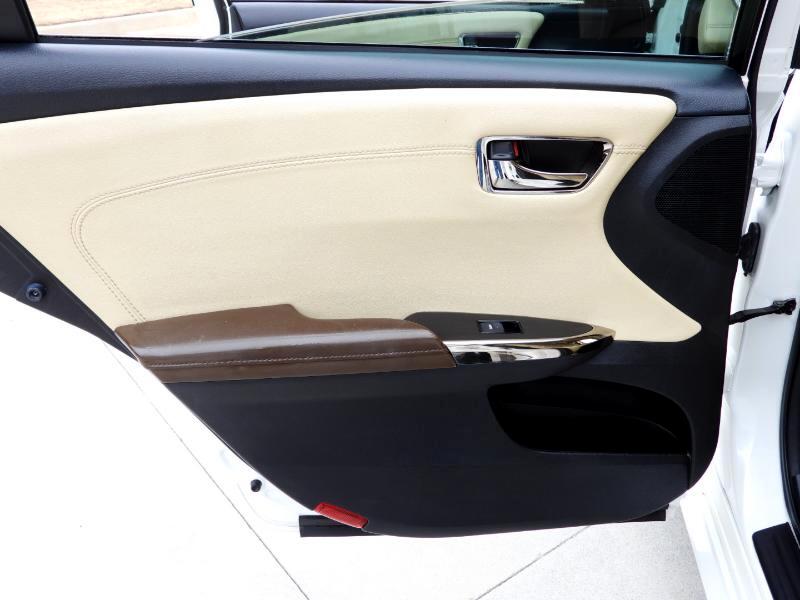 Toyota Avalon XLE 2013