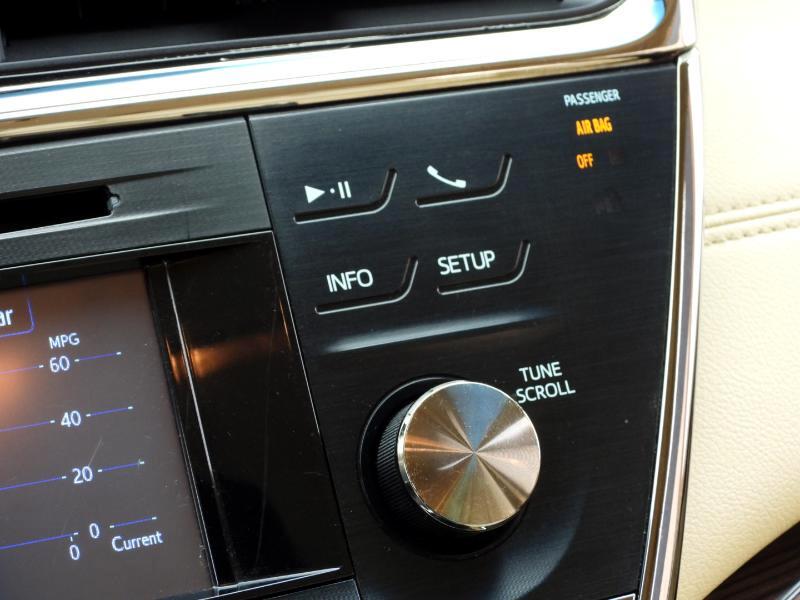 Toyota Avalon XLE 2013