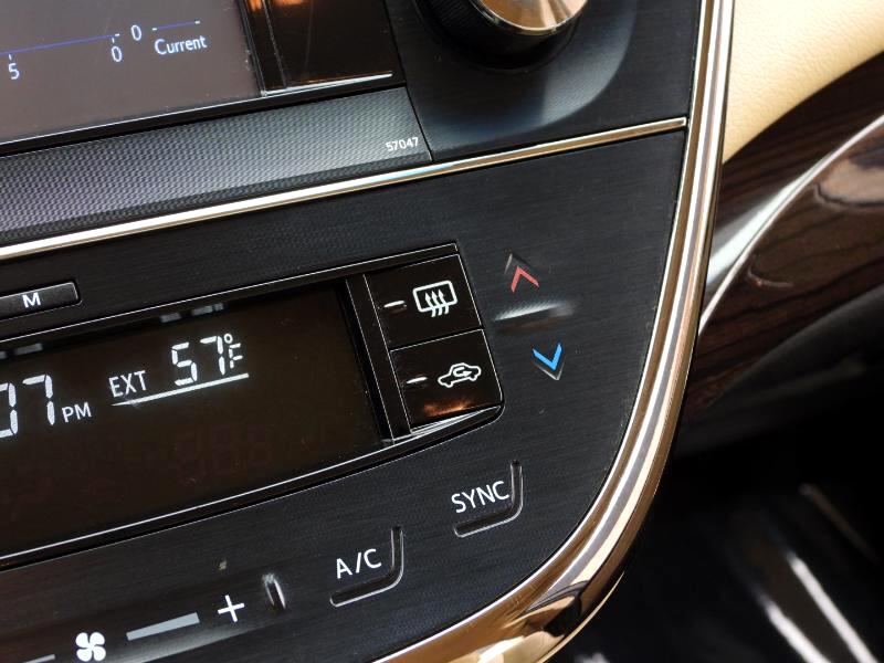 Toyota Avalon XLE 2013