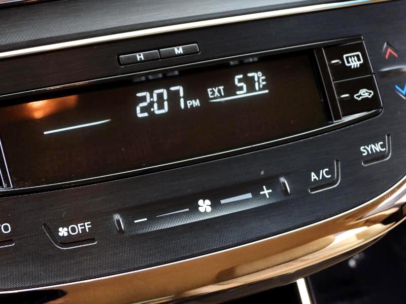 Toyota Avalon XLE 2013